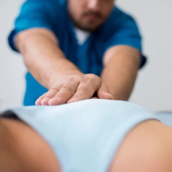 Chiropractor vs massage